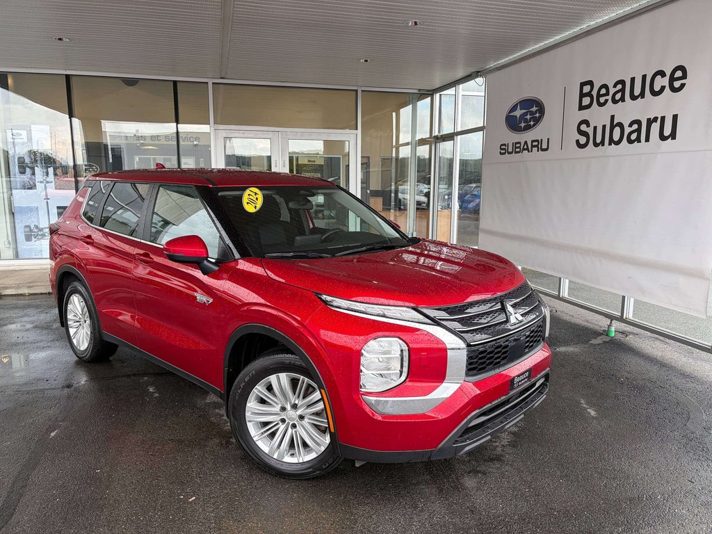 Mitsubishi Outlander ES 2024 à Saint-Georges, Québec - 1 - w1024h768px