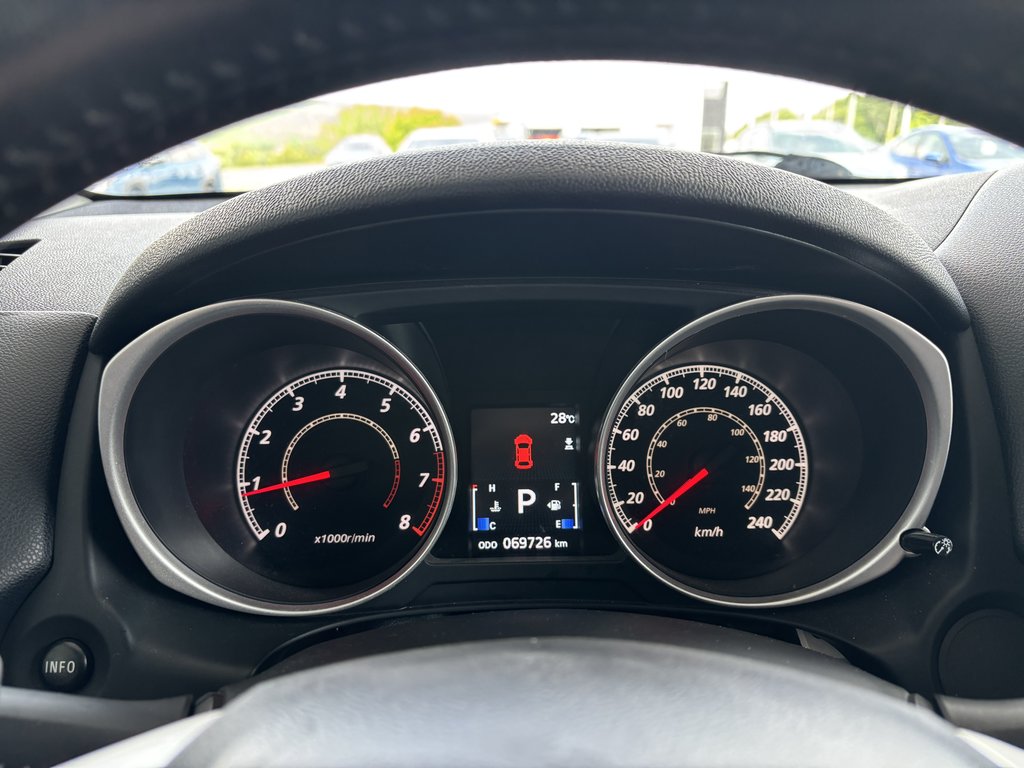 Mitsubishi RVR AWD 4dr CVT SE -Ltd Avail- 2015 à Saint-Georges, Québec - 12 - w1024h768px