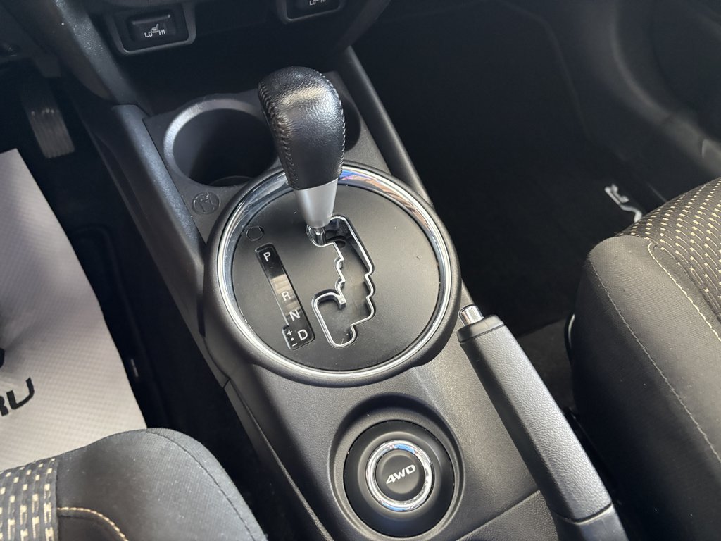 2016 Mitsubishi RVR AWD 4dr CVT GT in Saint-Georges, Quebec - 16 - w1024h768px