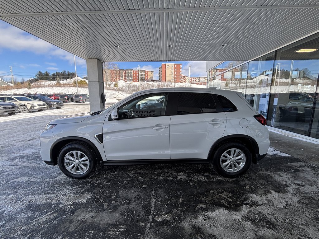2024 Mitsubishi RVR SE AWC in Saint-Georges, Quebec - 6 - w1024h768px