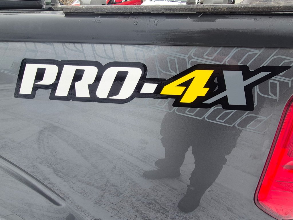 Nissan Frontier 4WD Crew Cab SWB Auto PRO-4X 2016 à Saint-Georges, Québec - 7 - w1024h768px