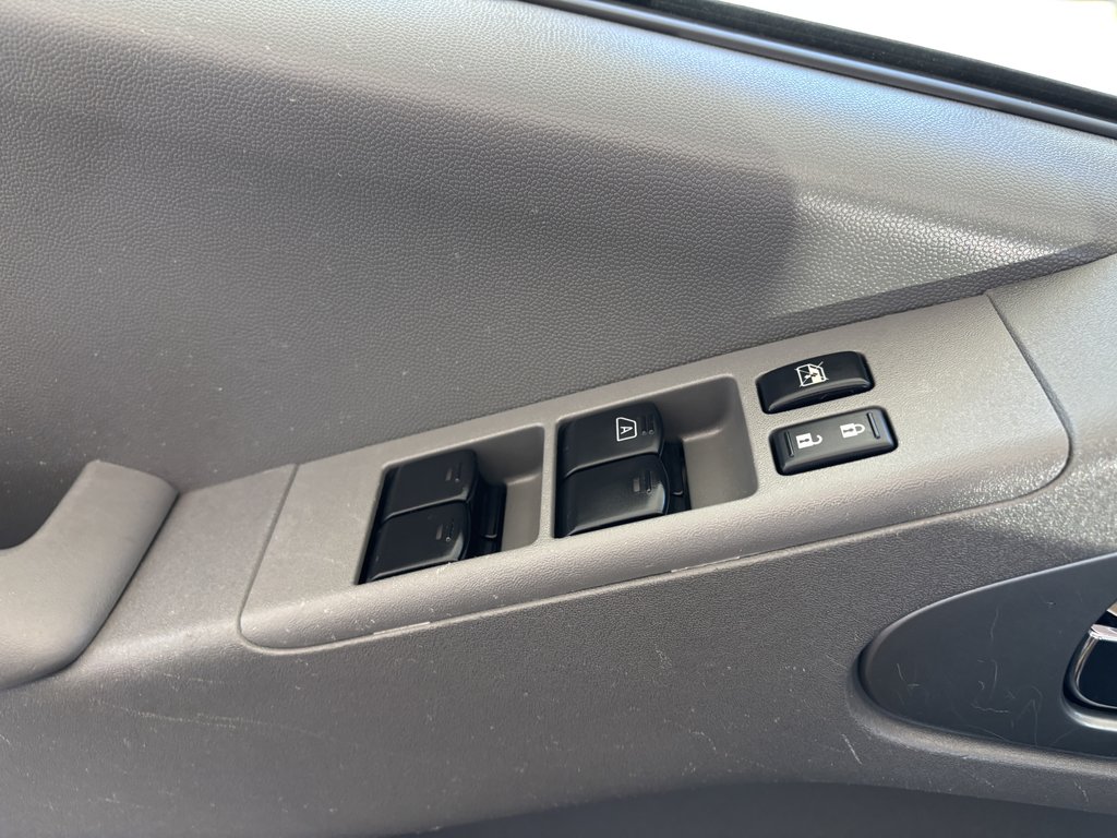 Nissan Frontier Crew Cab Midnight Edition Long Bed 4x4 Auto 2019 à Saint-Georges, Québec - 21 - w1024h768px