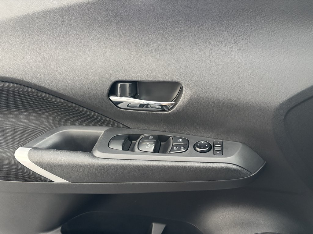 2021 Nissan Kicks SV FWD in Saint-Georges, Quebec - 20 - w1024h768px