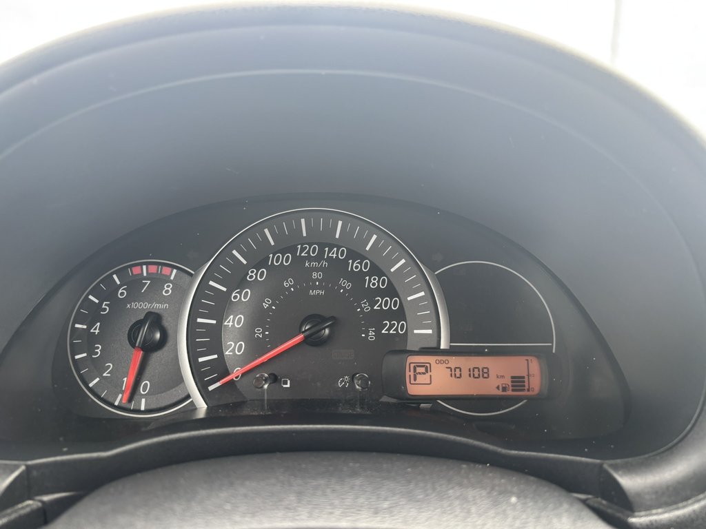 2019 Nissan Micra SV Auto in Saint-Georges, Quebec - 10 - w1024h768px