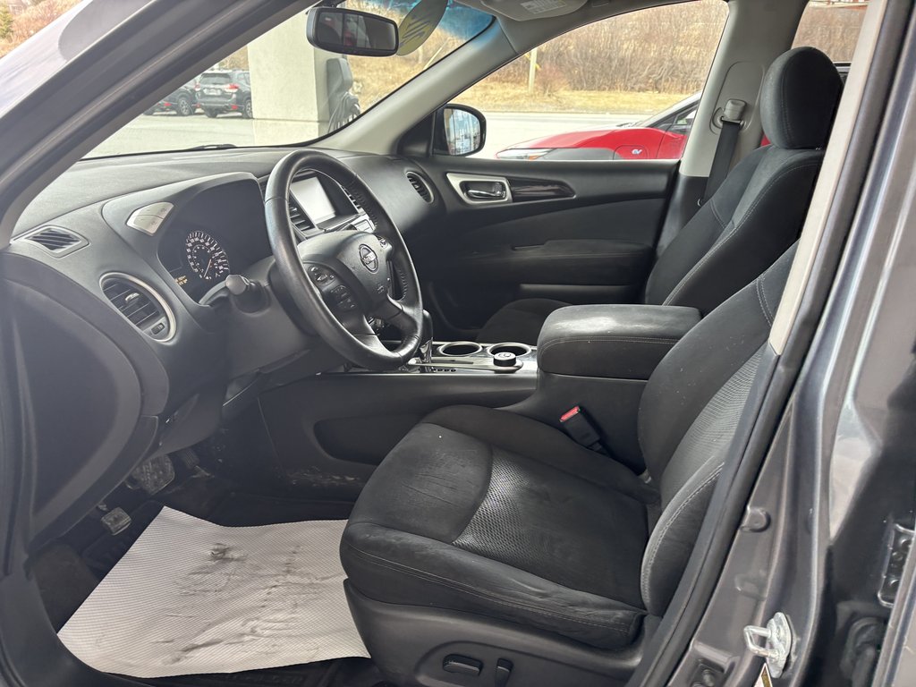 2015 Nissan Pathfinder 4WD 4dr SV in Saint-Georges, Quebec - 9 - w1024h768px
