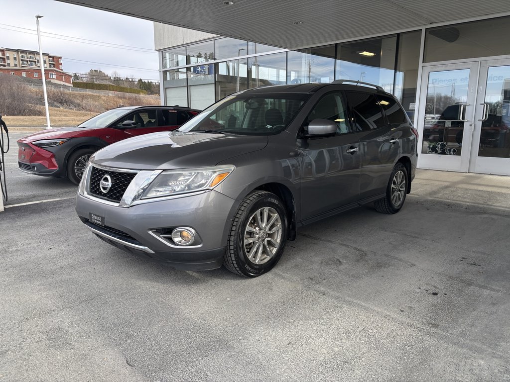 2015 Nissan Pathfinder 4WD 4dr SV in Saint-Georges, Quebec - 7 - w1024h768px