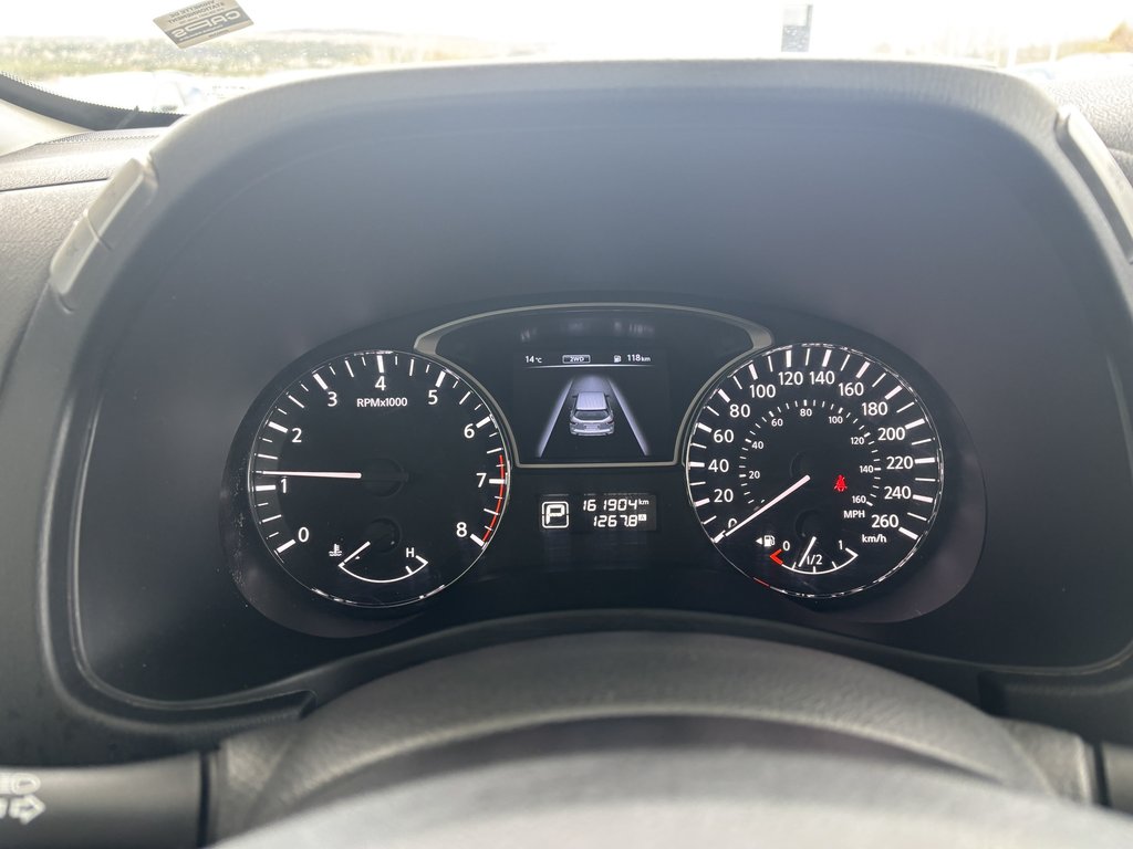 2015 Nissan Pathfinder 4WD 4dr SV in Saint-Georges, Quebec - 10 - w1024h768px