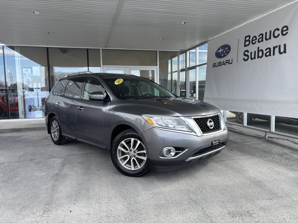 2015 Nissan Pathfinder 4WD 4dr SV in Saint-Georges, Quebec - 1 - w1024h768px