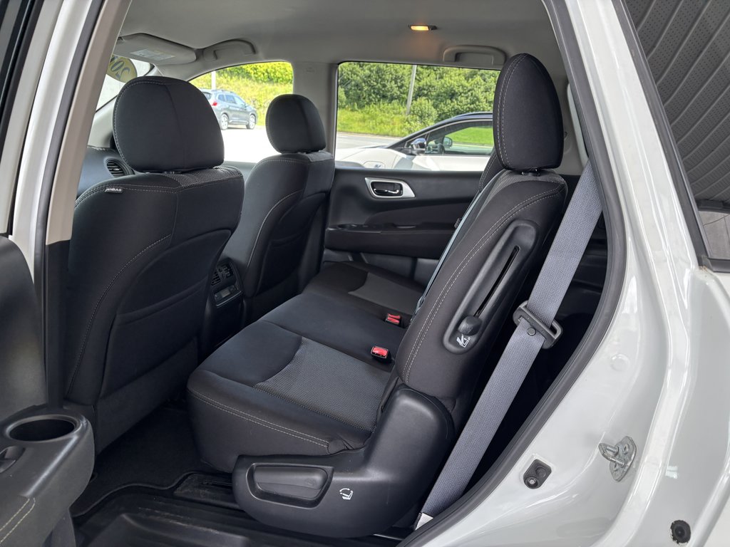 Nissan Pathfinder 4WD 4dr SV 2017 à Saint-Georges, Québec - 21 - w1024h768px