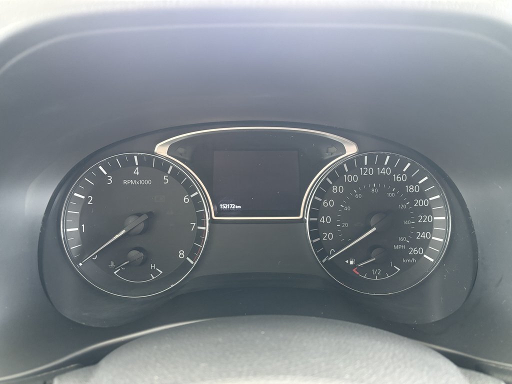 Nissan Pathfinder 4WD 4dr SV 2017 à Saint-Georges, Québec - 11 - w1024h768px