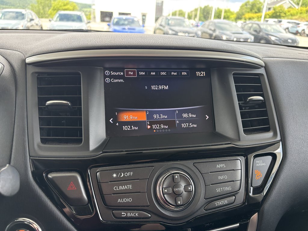 Nissan Pathfinder 4WD 4dr SV 2017 à Saint-Georges, Québec - 14 - w1024h768px