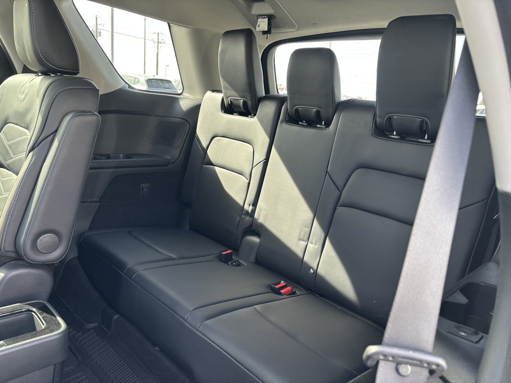 2022 Nissan Pathfinder Platinum 4WD in Saint-Georges, Quebec - 10 - w1024h768px