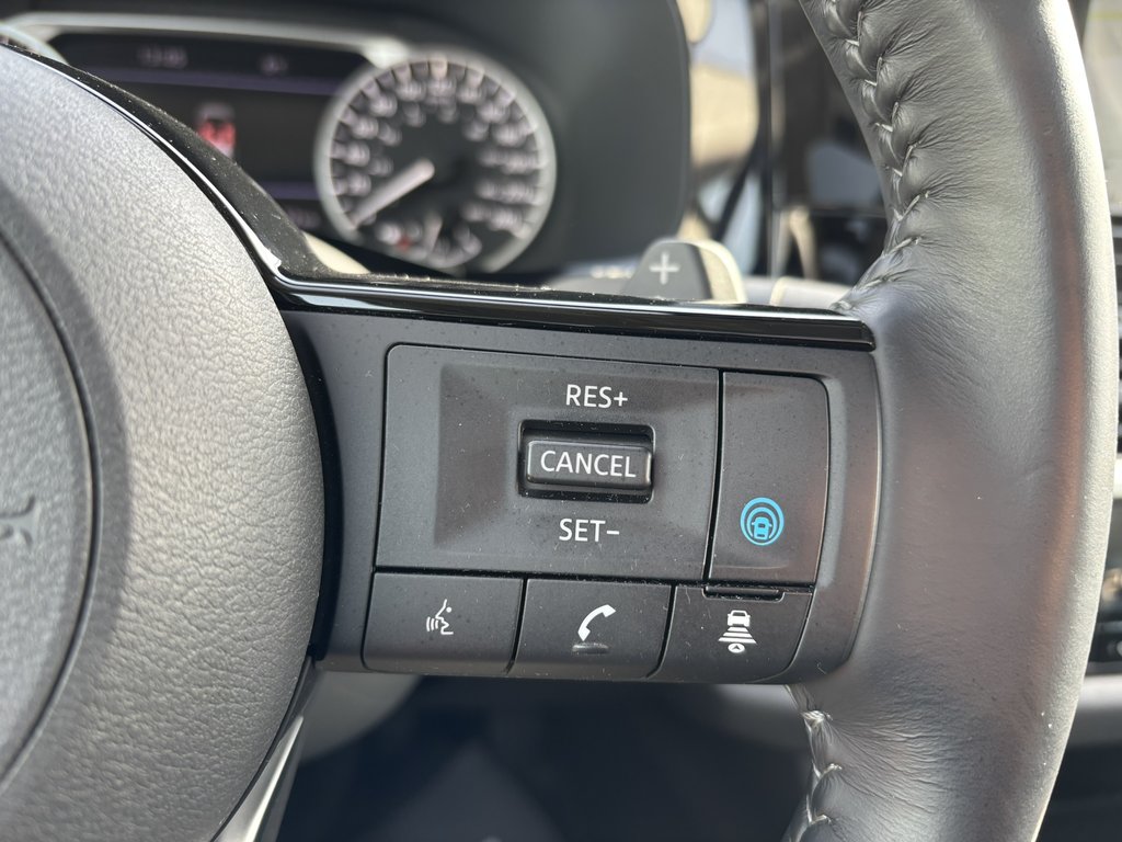 2022 Nissan Pathfinder Platinum 4WD in Saint-Georges, Quebec - 19 - w1024h768px