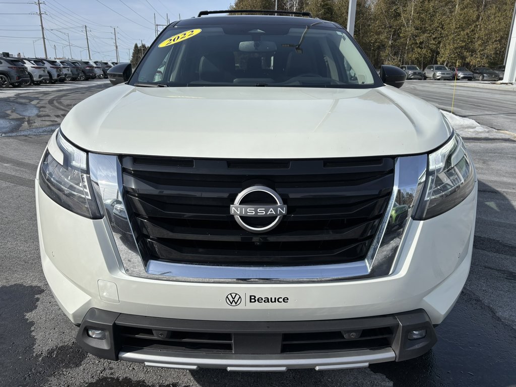2022 Nissan Pathfinder Platinum 4WD in Saint-Georges, Quebec - 2 - w1024h768px