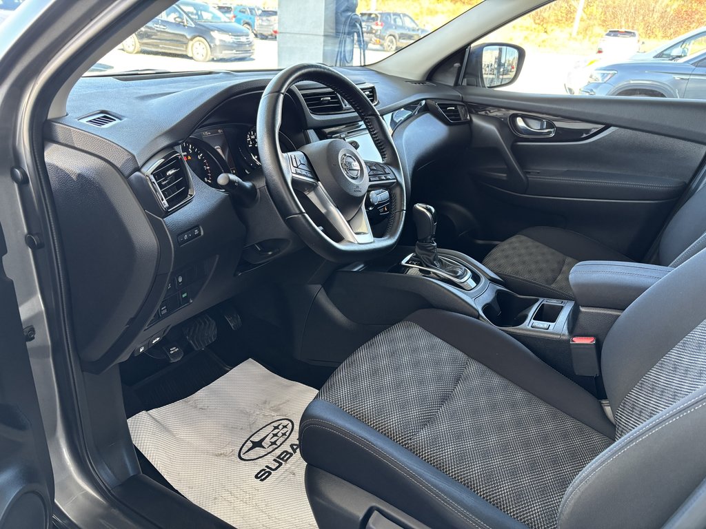 2019  Qashqai AWD SV CVT in Saint-Georges, Quebec - 11 - w1024h768px