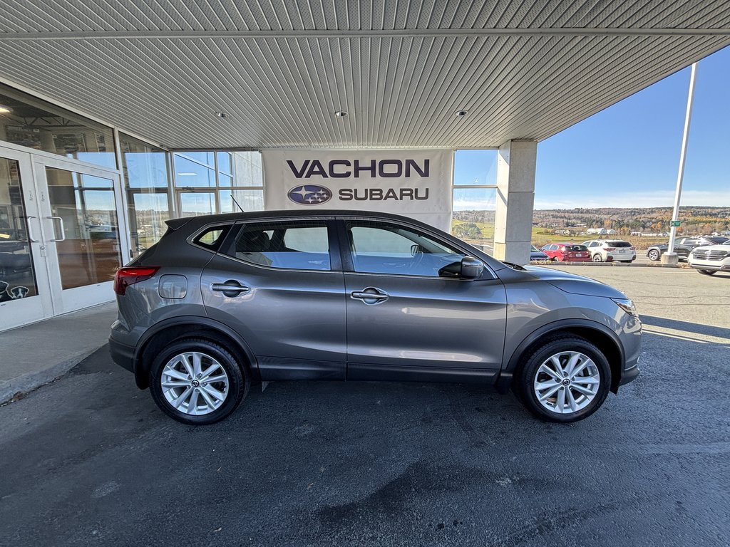 2019  Qashqai AWD SV CVT in Saint-Georges, Quebec - 2 - w1024h768px