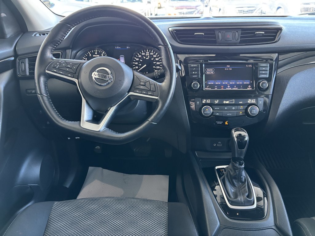 2019  Qashqai AWD SV CVT in Saint-Georges, Quebec - 10 - w1024h768px