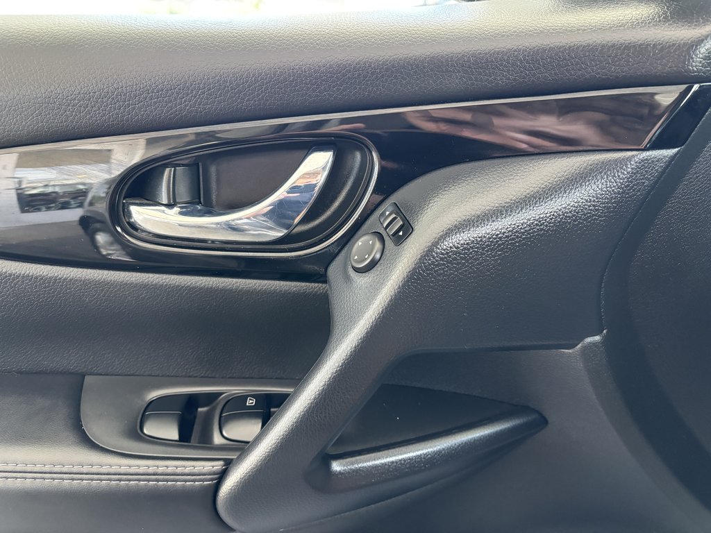 Nissan Qashqai AWD S CVT 2020 à Saint-Georges, Québec - 19 - w1024h768px