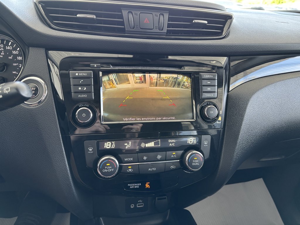 Nissan Qashqai AWD S CVT 2020 à Saint-Georges, Québec - 16 - w1024h768px