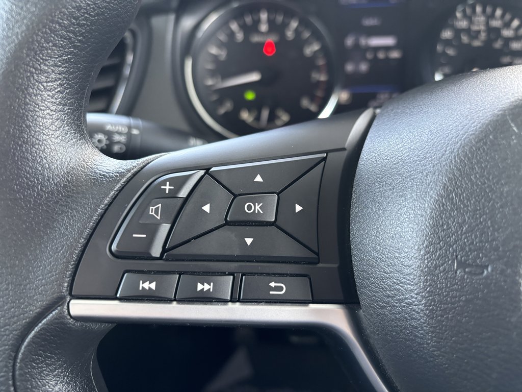 Nissan Qashqai AWD S CVT 2021 à Saint-Georges, Québec - 14 - w1024h768px