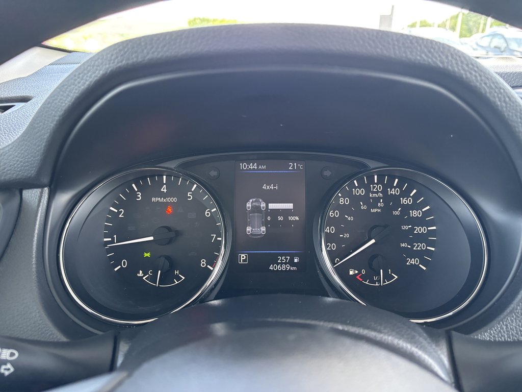 Nissan Qashqai AWD S CVT 2021 à Saint-Georges, Québec - 12 - w1024h768px