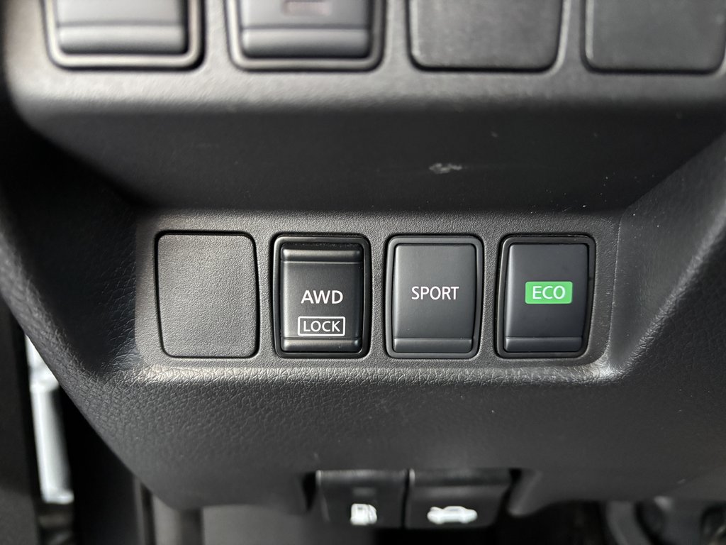 Nissan Qashqai AWD S CVT 2021 à Saint-Georges, Québec - 19 - w1024h768px