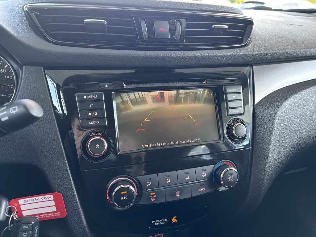 Nissan Qashqai AWD S CVT 2021 à Saint-Georges, Québec - 16 - w1024h768px