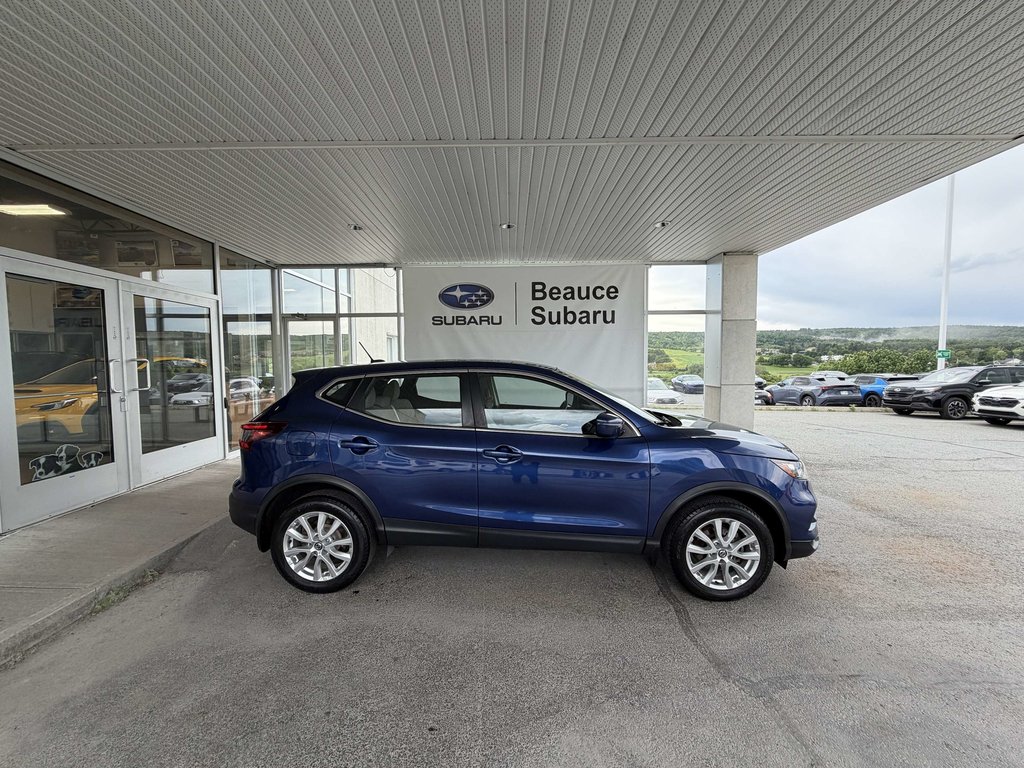 2021 Nissan Qashqai FWD S CVT in Saint-Georges, Quebec - 2 - w1024h768px