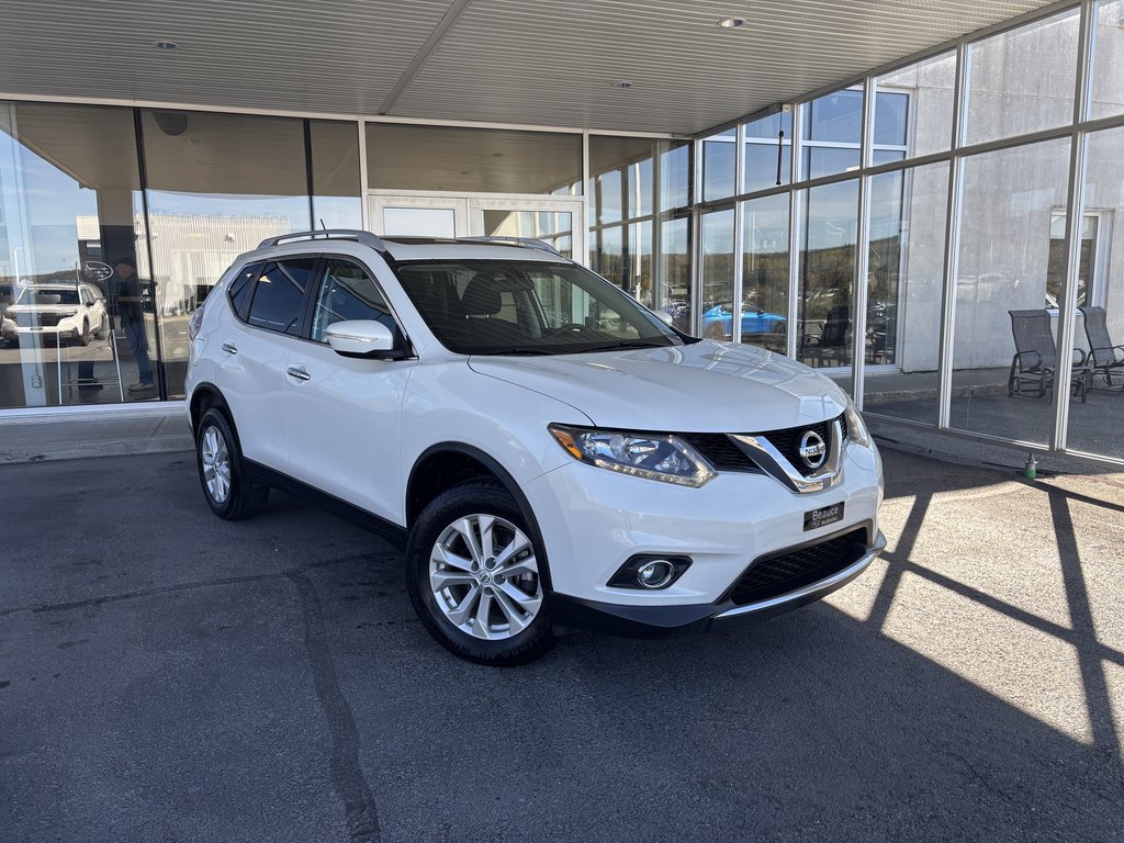 2014 Nissan Rogue AWD 4dr SV in Saint-Georges, Quebec - 1 - w1024h768px
