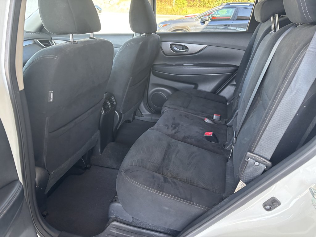 2014 Nissan Rogue AWD 4dr SV in Saint-Georges, Quebec - 21 - w1024h768px