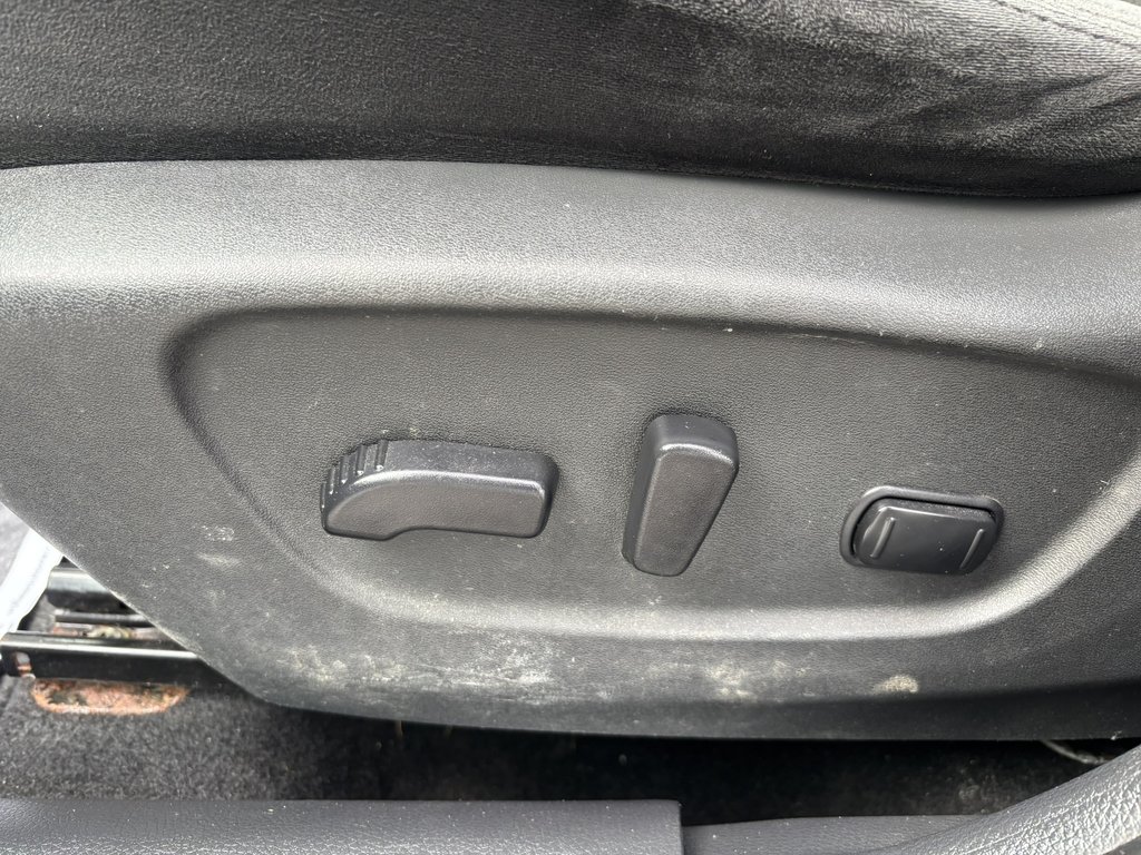 2014 Nissan Rogue AWD 4dr SV in Saint-Georges, Quebec - 7 - w1024h768px