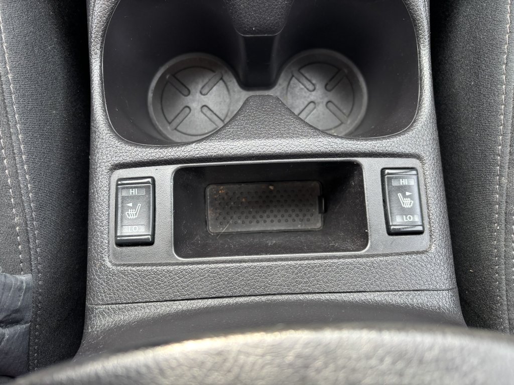 2014 Nissan Rogue AWD 4dr SV in Saint-Georges, Quebec - 13 - w1024h768px