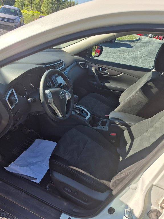 Nissan Rogue AWD 4dr SV 2016 à Saint-Georges, Québec - 7 - w1024h768px