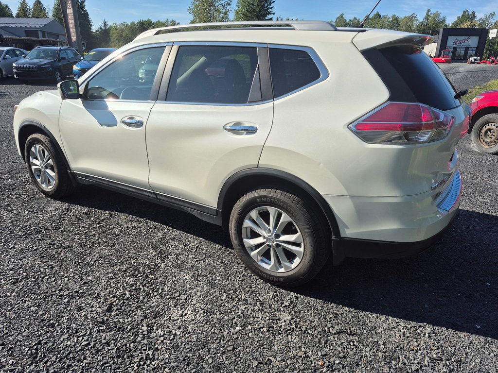 Nissan Rogue AWD 4dr SV 2016 à Saint-Georges, Québec - 5 - w1024h768px