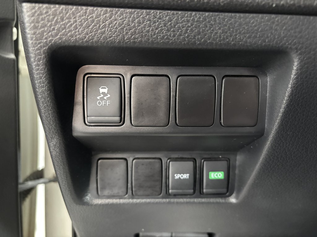 2017 Nissan Rogue FWD 4dr S in Saint-Georges, Quebec - 18 - w1024h768px