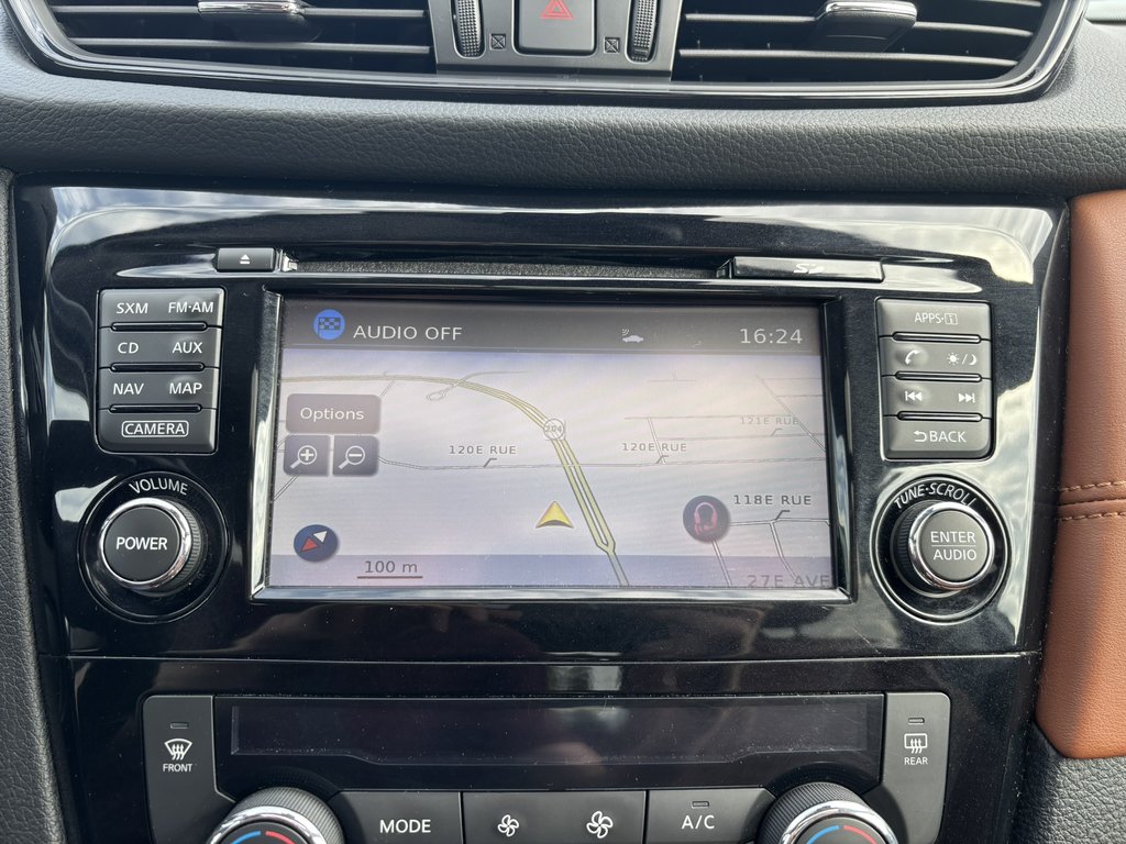 2017 Nissan Rogue AWD 4dr SL Platinum in Saint-Georges, Quebec - 16 - w1024h768px