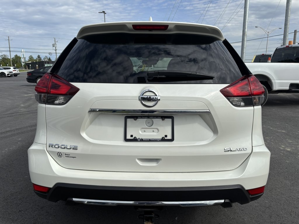 2017 Nissan Rogue AWD 4dr SL Platinum in Saint-Georges, Quebec - 5 - w1024h768px