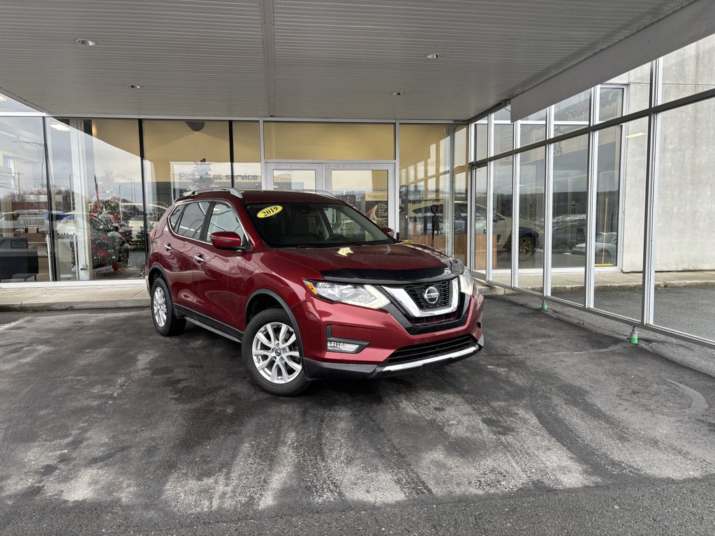 2019 Nissan Rogue AWD SV in Saint-Georges, Quebec - 1 - w1024h768px