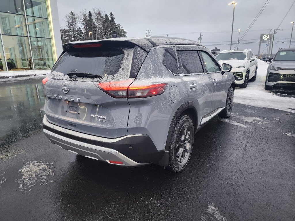2023 Nissan Rogue AWD Platinum in Saint-Georges, Quebec - 2 - w1024h768px
