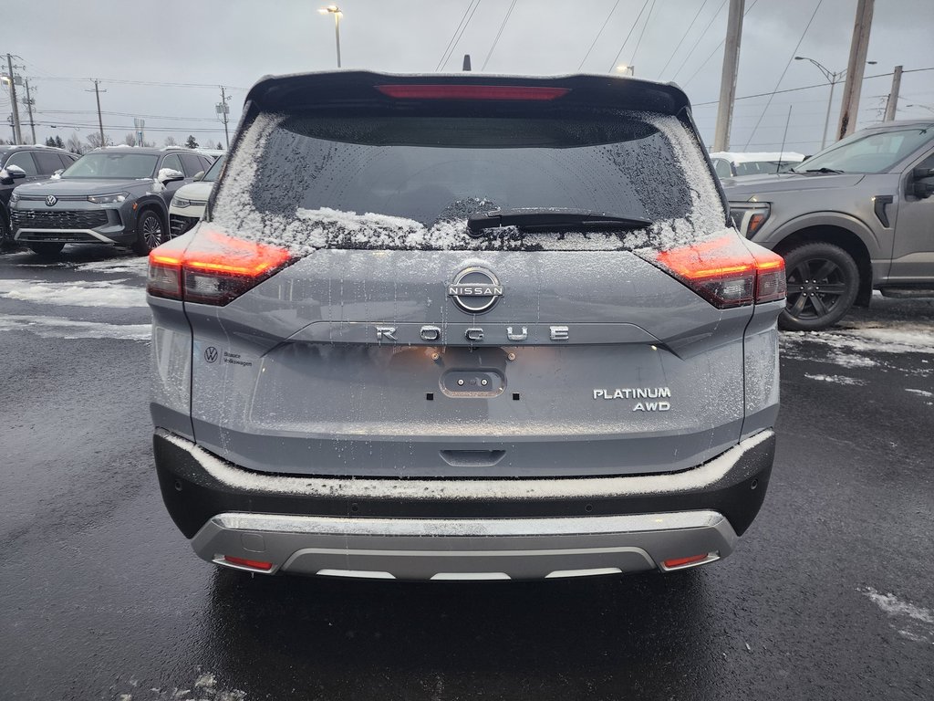 2023 Nissan Rogue AWD Platinum in Saint-Georges, Quebec - 3 - w1024h768px