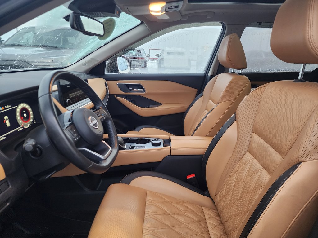 2023 Nissan Rogue AWD Platinum in Saint-Georges, Quebec - 6 - w1024h768px