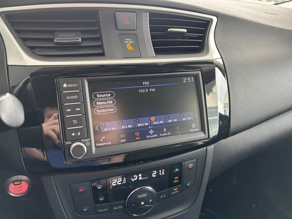 2019 Nissan Sentra SV CVT in Saint-Georges, Quebec - 14 - w1024h768px