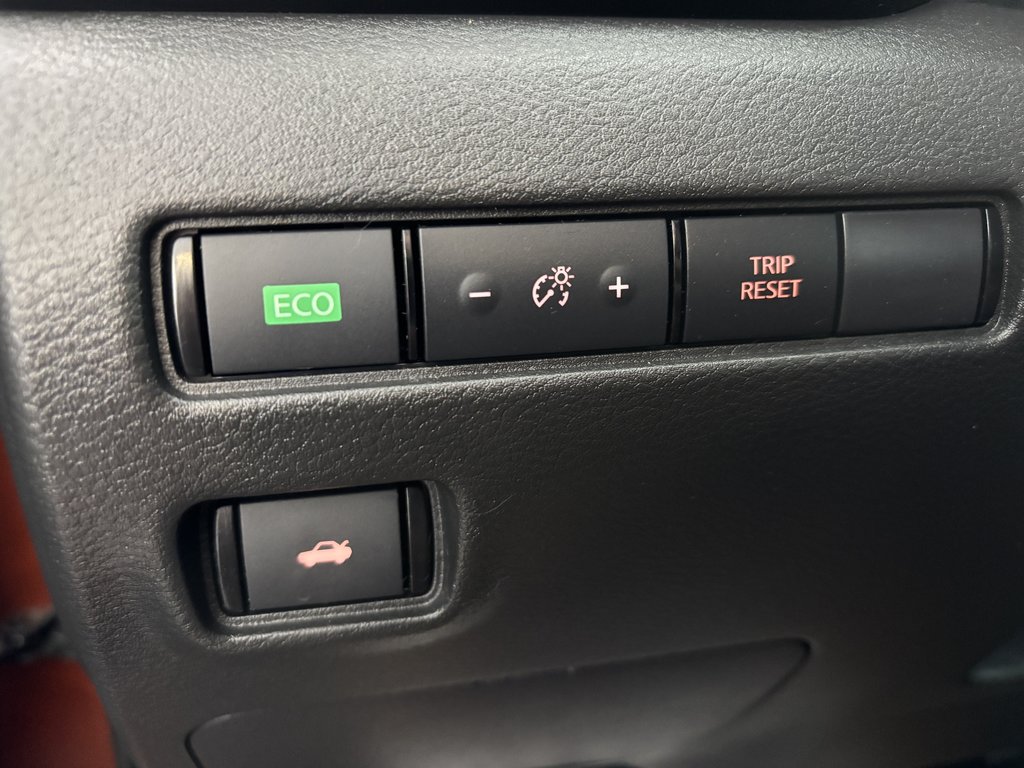 2021  Sentra SR Manual in Saint-Georges, Quebec - 19 - w1024h768px