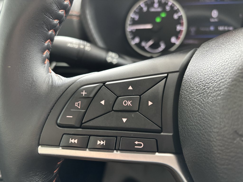 2021  Sentra SR Manual in Saint-Georges, Quebec - 13 - w1024h768px