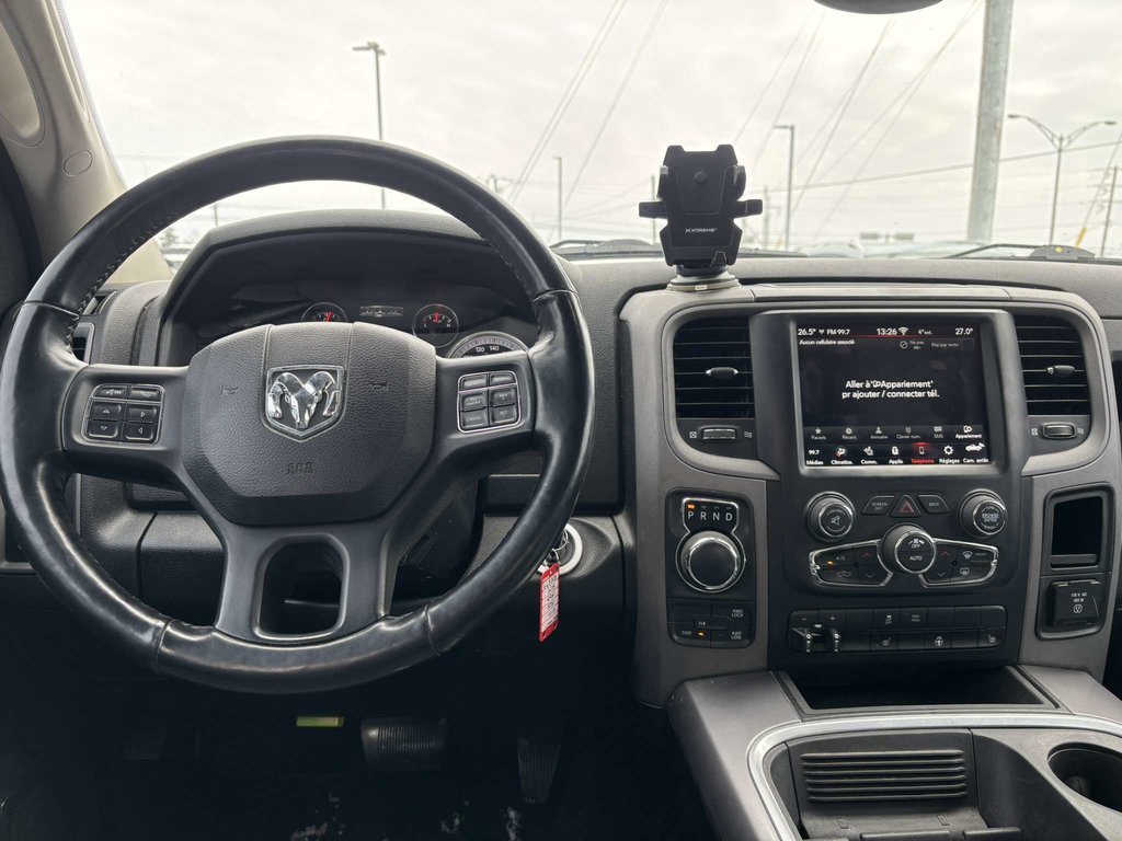 Ram 1500 Classic Express 4x4 Crew Cab 5'7  Box 2021 à Saint-Georges, Québec - 12 - w1024h768px