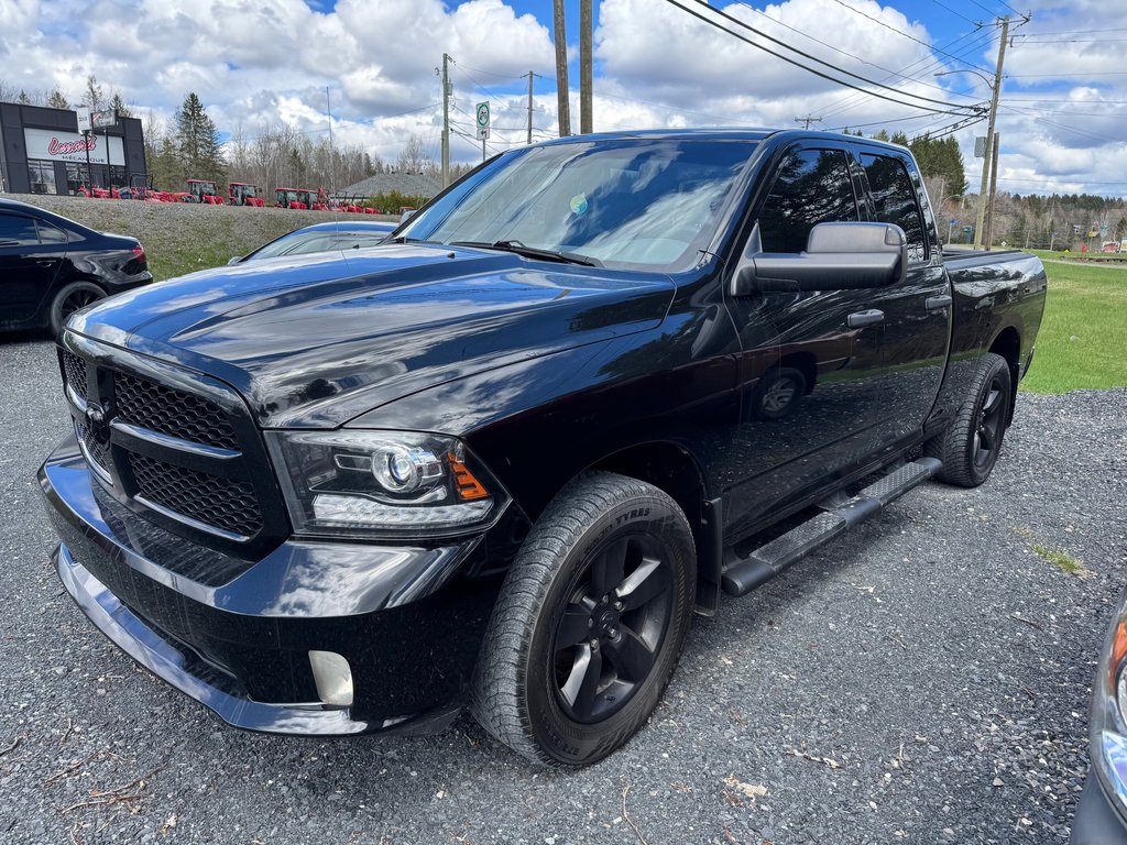 2014 Ram 1500 4WD Quad Cab 140.5  ST in Saint-Georges, Quebec - 5 - w1024h768px