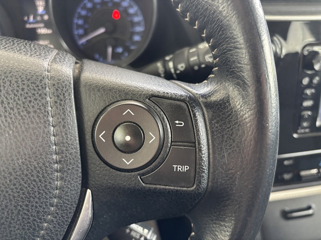 2016 Scion IM 4dr HB CVT in Saint-Georges, Quebec - 13 - w1024h768px