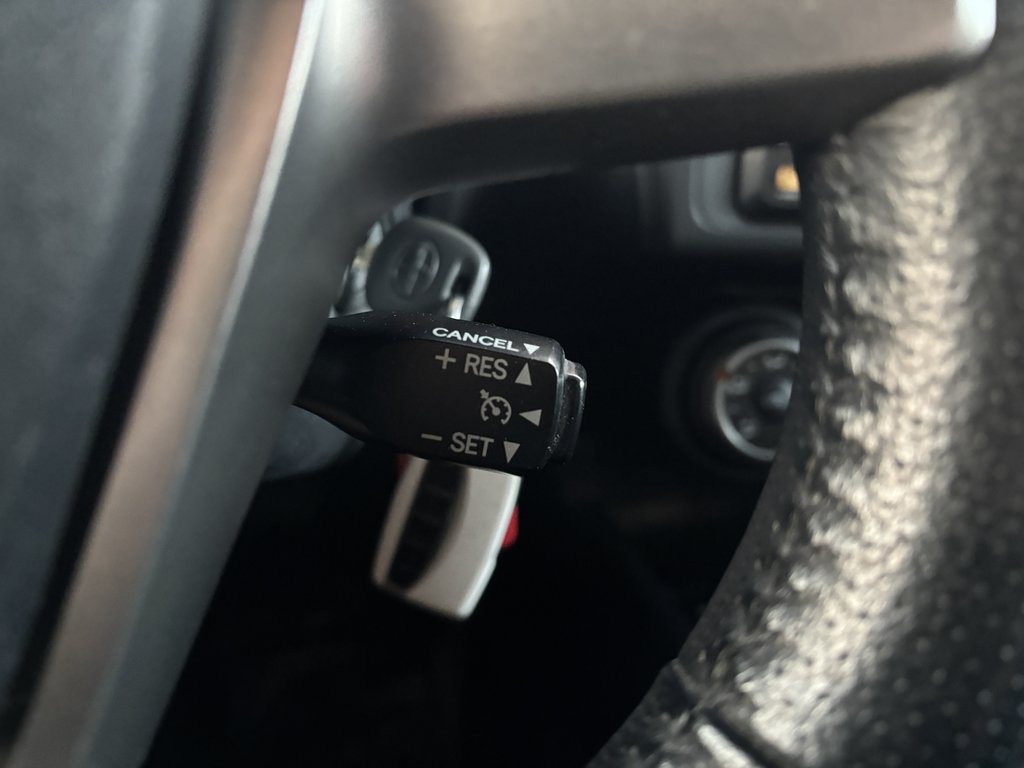 2013 Scion tC 2dr Auto in Saint-Georges, Quebec - 11 - w1024h768px