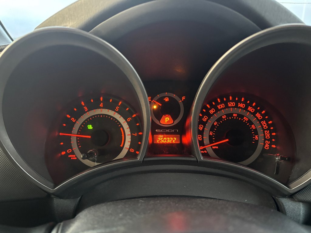 2013 Scion tC 2dr Auto in Saint-Georges, Quebec - 10 - w1024h768px