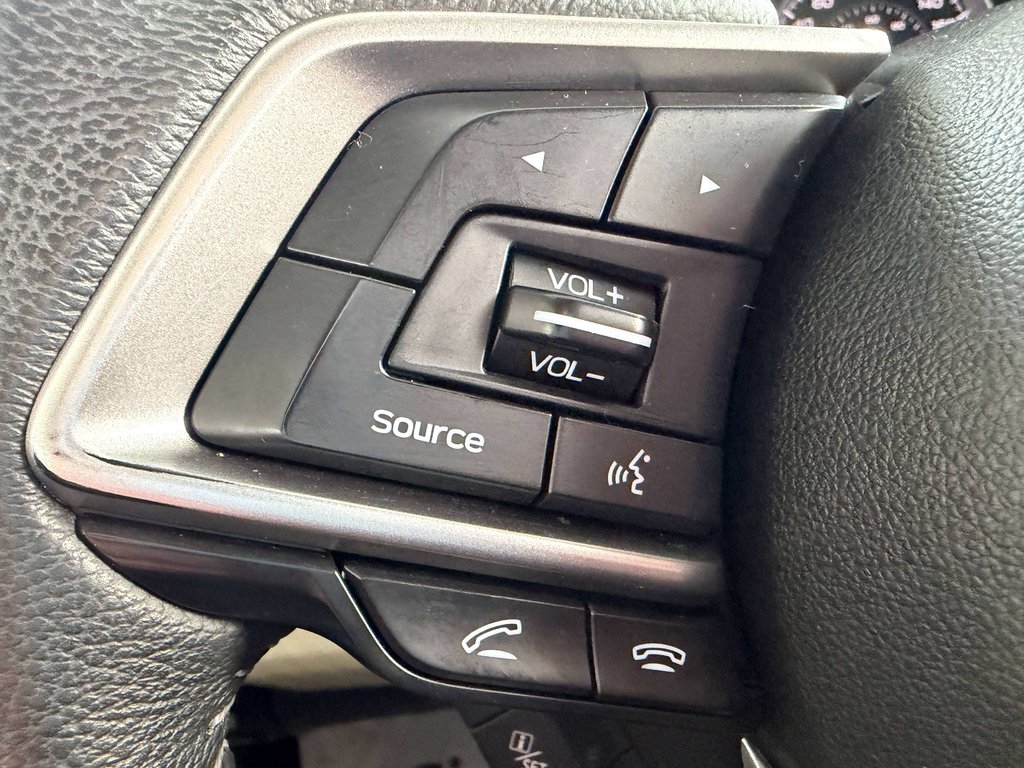 2019 Subaru Ascent Touring in Saint-Georges, Quebec - 17 - w1024h768px